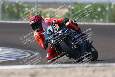 media/Sep-20-2025-TrackDaz (Sat) [[27f0cde673]]/A Group/2pm (Turn 9)/